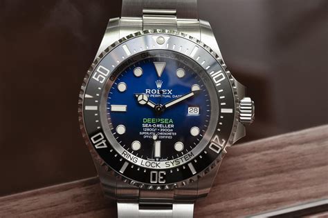 rolex seadweller deepsea ref 126660 seit wann auf dem markt|rolex deepsea 116660 vs 126660.